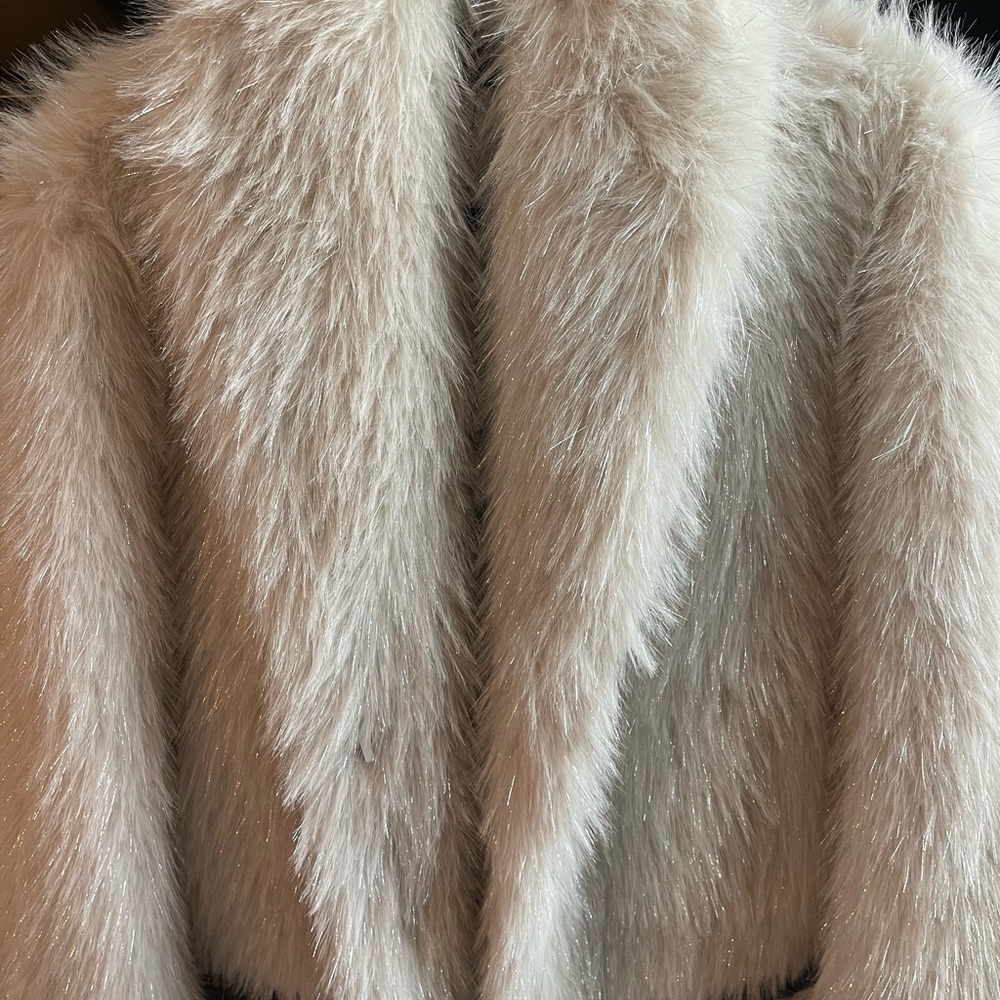 Elegant Cream Faux Fur Women's Coat